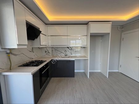 Akçay Oya Gayrimenkul'den Ön Cephe 2+1 Lüks Doğalgazlı Daire