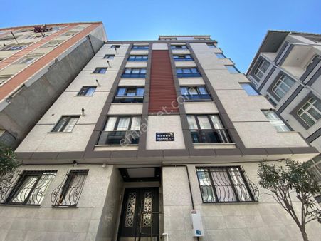 Hürriyette Nur Camii Yakını 2 Yıllık Uygun Fiyatlı Kredili 2+1 Ara Kat Daire