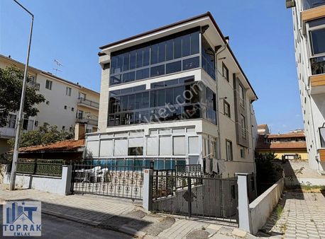 Toprak Emlaktan Uluönder Merkezinde Satılık 2+0