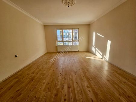 Bademlik Mah Cadde Yanı Asansörlü Masrafsız Yapılı 3+1