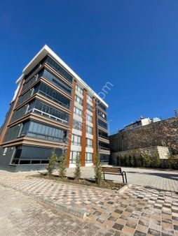 Tokat Güneşli De 3+1 Ultra Lüks Yapılı Arakat Site İçerisinde