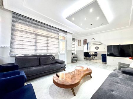 Goldhouse Dan Satılık Beyoğlu Nda 3+1 Geniş Daire