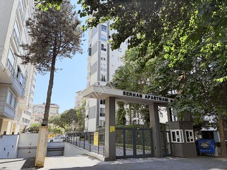 Oben'den Şenesenevler'de Ebeveyn Banyolu Balkonlu 3+1 120m² Net