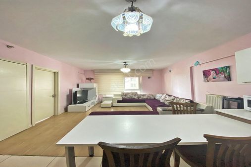 Hane Plusta 1+1 Eşyalı Satılık Daire