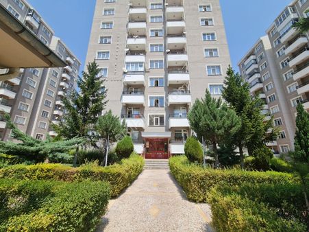 Bosna'nın Merkezinde Arakat Güney-doğu Cepheli 3+1 Satılık Daire