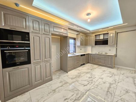 Hocacihan Mah. 5+1 250 M2 Vılla Konseptli Ultra Lüx Satılık Saire