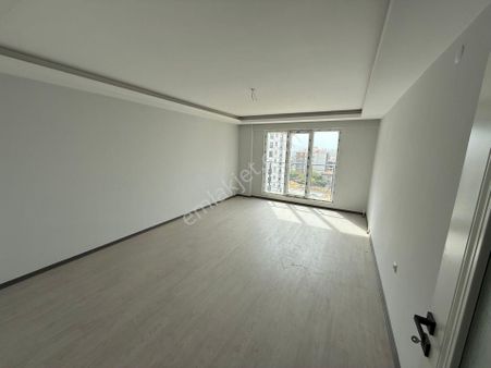 Yılmazer Emlaktan 3+1/çift Asansörlü/merkezi Konum Satılık Daire