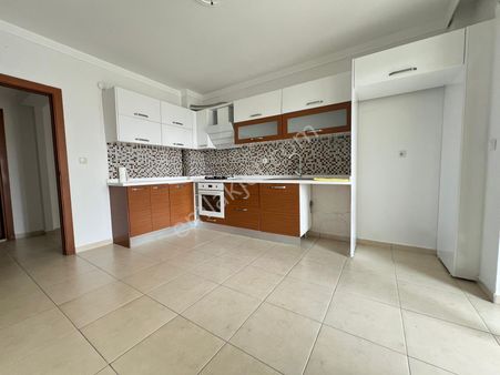 Engin Emlak'tan Manzaralı Sitede Yerden Isıtmalı 3+1 Masrafsız Daire