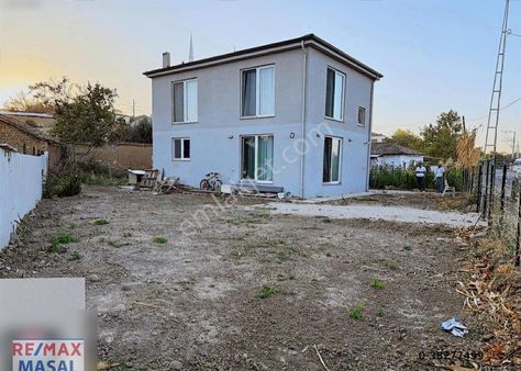 Fiyatı Düşürdük ! Bursa Karacabey Betonarme Satılık Müstakil Ev