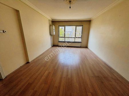 Merkezi Konumda Oturuma Ve İş Yerine Uygun 3+1 Satılık Daire