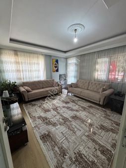 Teomanpaşa'da Çevreyoluna Yakın Satılık 2+1 Kullanışlı Daire