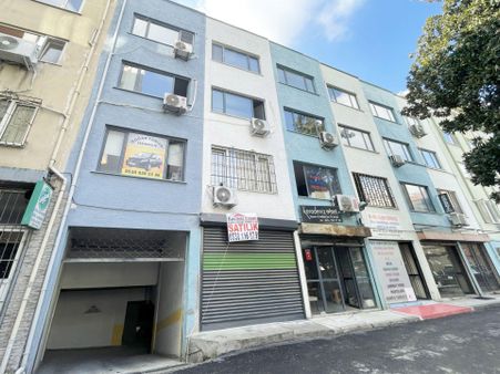 Bursa Osmangazi’de Merkezi Konumda Satılık Dükkan