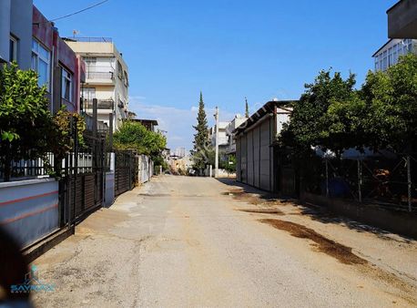 Belediye Evlerinde 399 M2 Arsa İçerisin'de Satılık Müstakil Ev..