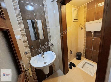 Remax Dem/den Fatih Mah. Diş Hastanesi Üzeri Satılık 3+1 Daire