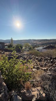 Bilginoğlu Emlak'tan Asmacık Mahallesinde Avlulu Ev