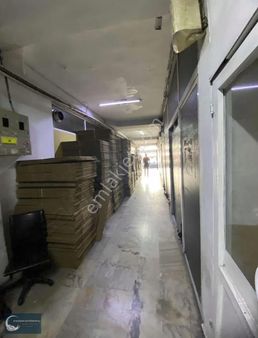 Yük Asansörlü İş Hanında Her İşe Uygun Kiralık İş Yeri