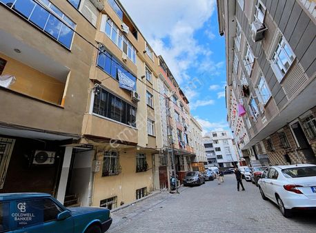 Esenyurt'ta Merkezi Konumda Satılık 2+1 Daire !