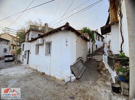 Edremit Hekimzade Mh Müstakil 74m² Satılık 2 Katlı Bahçeli Bina