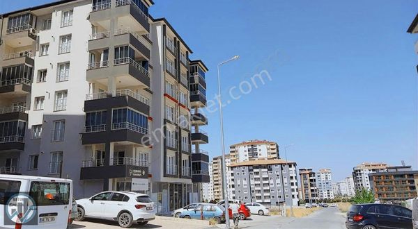 Batur Gayrımenkul'den Satılık Daire