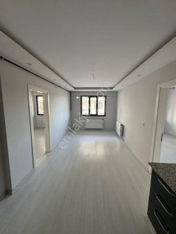 Manisa Muradiye Mh. 2+1 Açık Mutfak Site İçi Otoparklı Satılık Daire