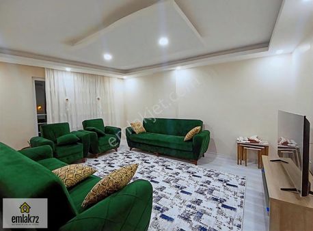 Emlak 72 'den Çamlıtepe'de Acil Satılık Geniş Ferah Daire