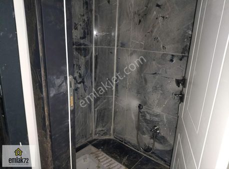Emlak 72 'den Gültepe'de Petrol City Arkasında Kiralık 2+1 Daire