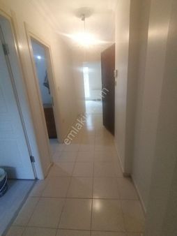 Ümraniye Çakmak Tavukçuyolu Caddesi Üzerinde Metro Yürüme Mesafesi Yabancı Ya Uygun 2+1 90 Kiralık