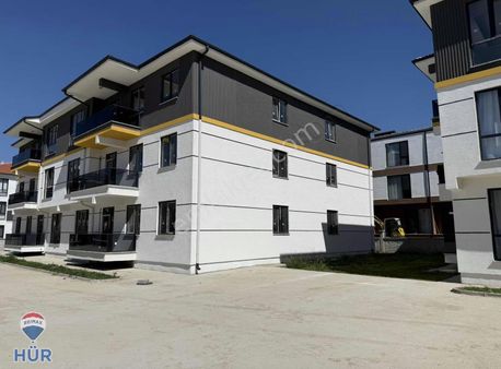 Ömer İnan Remaxden **fırsat** Arifye'de 3+1 Sıfır Daire