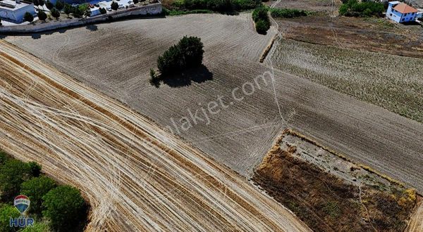 Remax Hür Yeşim Kara'dan 617 M2 Konut İmarlı Arsa