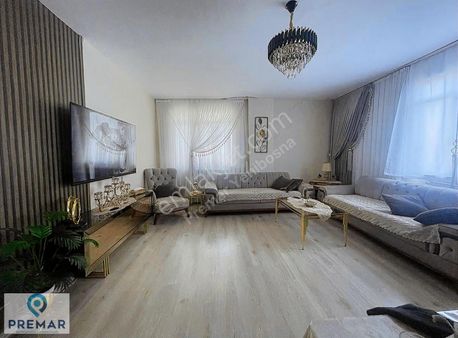 Premar'dan Fatih Caddesinde Satılık Geniş 3+1 Daire 3.kat