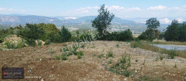 Burdur Bucak Çamlıkavakta Satılık Yol Cepheli Tarla