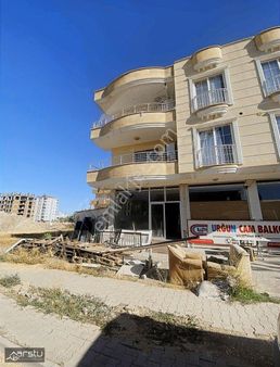 Arstu Gayrimenkul Furkan'dan Yeni Mahallede Satılık Dükkan