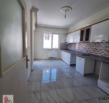 Uyun , Yenin Yapı Kiralık 3+1 Daire