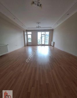 Develi Merkezde Geniş Daire