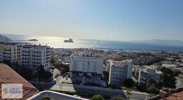 Kuşadası Ege Mah Çallı Sitesi Ayrı Giriş 3+1/1+1 Dubleks Mesken