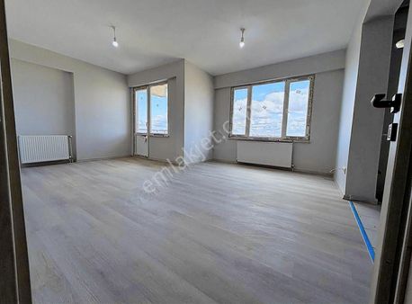 Çerkezköy Veliköy'de Doğu Cephe Balkonlu Sıfır 1+1 Fırsatı!