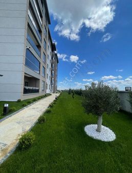 Tepe Bölgesinde Havuzlu Lüks 2+1 Daire