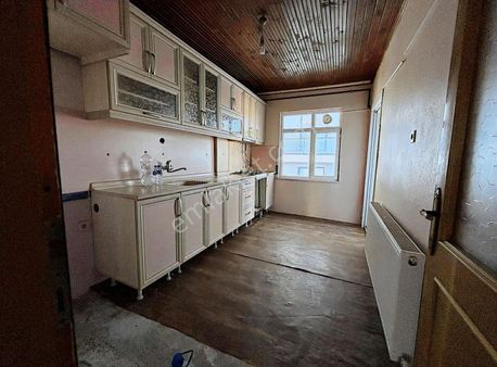 Çerkezköy İstasyon Mahallesi De Kiralık 2+1 Daire