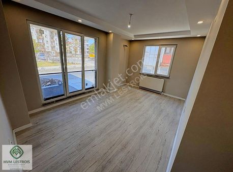 Çalışlar Cad.üzerinde Yeni Binada Kiralık 1+1 Ofis