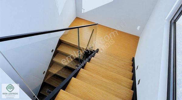 Yeni Boğaziçi'nde Eşsiz Tasarımlı Lüks Villa