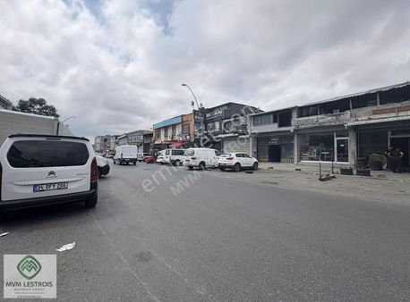Litros Yolu Sokak Üzerinde Satılık Dükkan