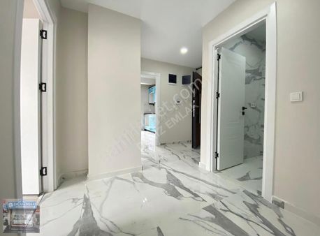 3+1 Sıfır Çarşı Mahallesinde İskanlı Arakat Satılık Daire