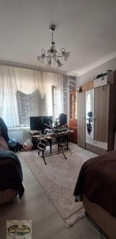 Hacıyusufta Valide Cami Karşısı Arakat 2+1masrafsız