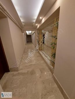 Sade Den Karşıyaka Latife Hanım Mahallesinde Kiralık 2+1 Daire