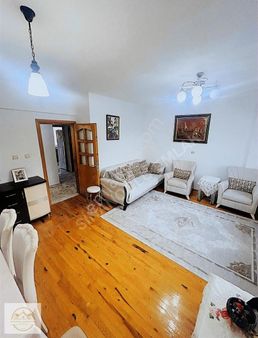 Cadde Üzeri Site İçerisinde Asansörlü Ara Kat Manzaralı Daire