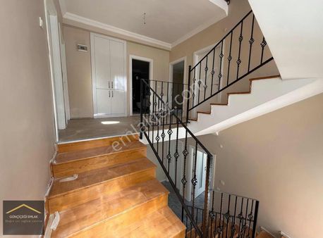 Cumhuriyet Akedemi Villalrı