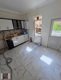 Talas Bahçelievlerde Ana Cadde Üzeri Kiralık 3+1 Daire