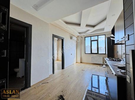 Salih Aslandan Seyrantepede Ara Kat Ultra Lüks 1. Sınıf İşçilik