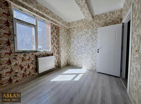 Salih Aslandan Acilll İlgi Koleji Yanı 4 Oda Full Yapılı Sıfır