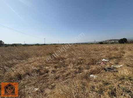 Kuşçuburun'da Anayola 100 M Mesafede 9500 M2 Çift Cehpe Tarla